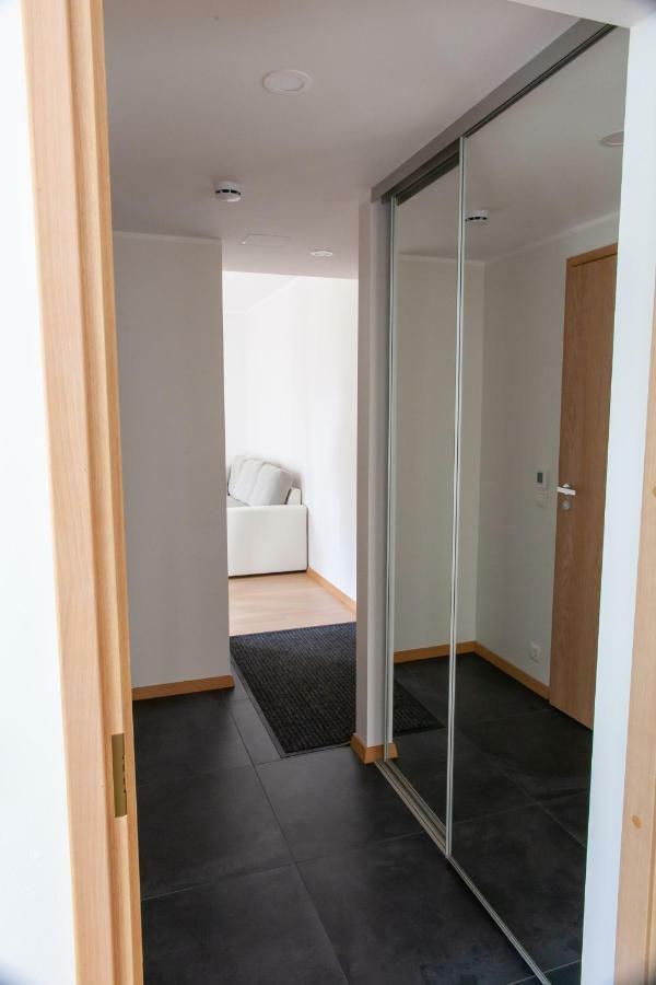 Quiet & Modern Downtown 1br, Near Bus Station & Airport * Tallinn